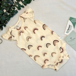 NWT LouLou Lollipop Ruffle Bodysuit Canyon Rainbow Print baby Size 0-3M